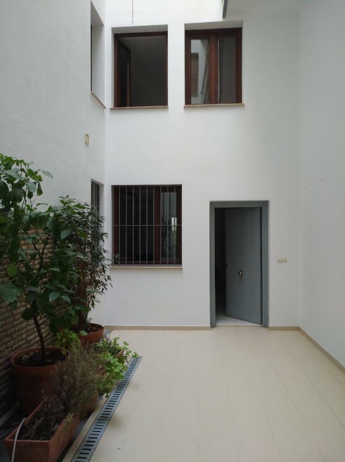 Rentalsevilla Espacioso Duplex En La Puerta Real Kültér fotó