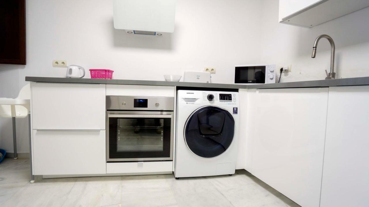 Rentalsevilla Espacioso Duplex En La Puerta Real Kültér fotó