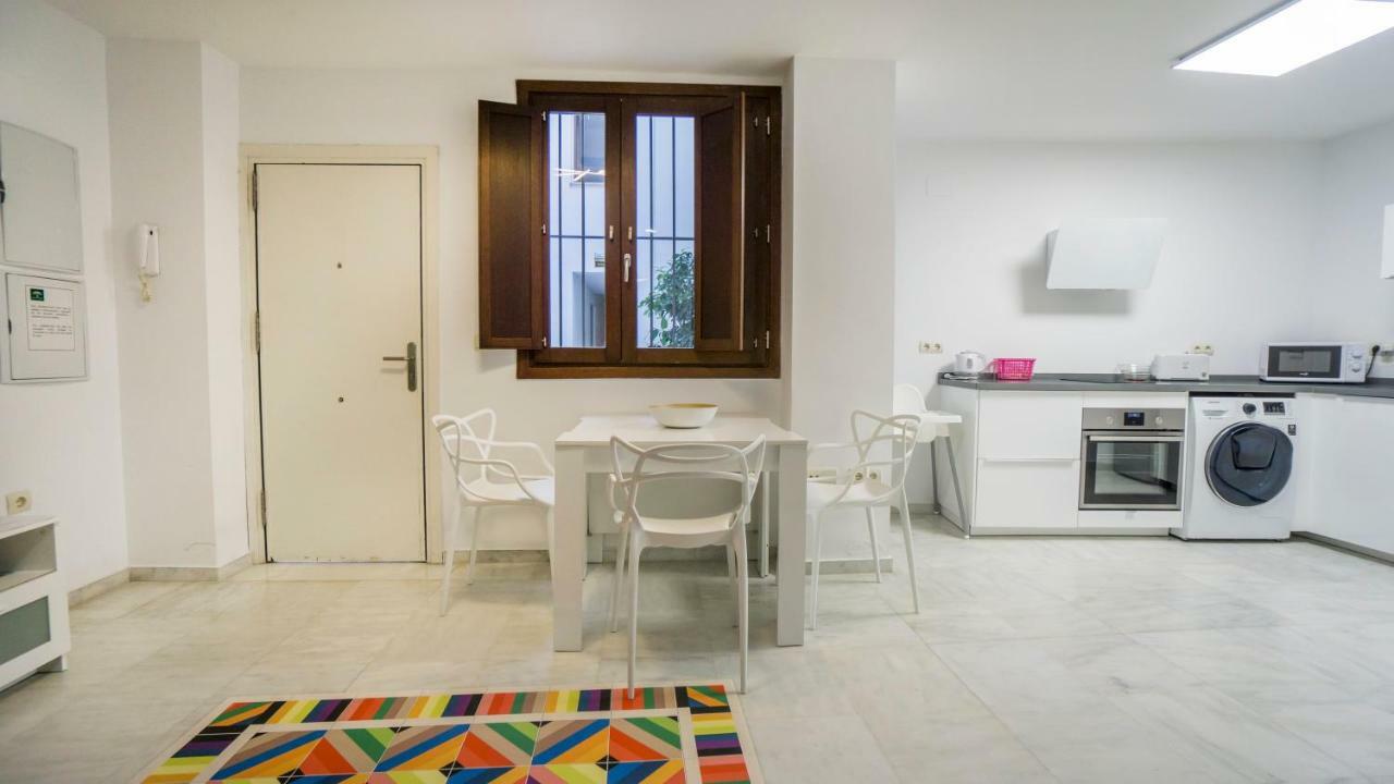 Rentalsevilla Espacioso Duplex En La Puerta Real Kültér fotó